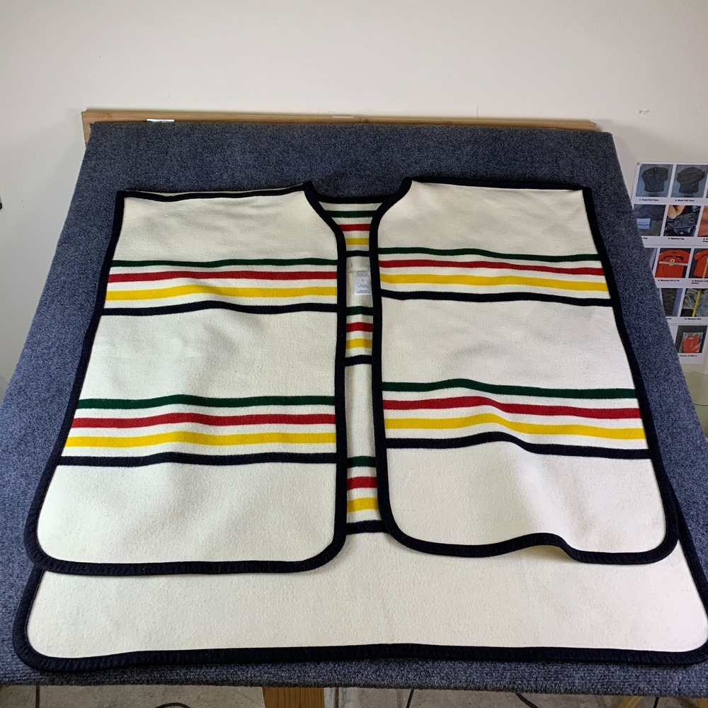 Pendleton Glacier Cape Poncho Unisex OS Ivory Striped Wool Luxury Heritage